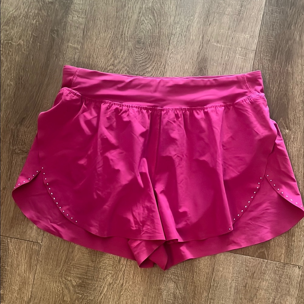 Magenta women’s running shorts. Lululemon. Perfect condition